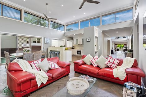 Property photo of 22 Charolais Crescent Benowa QLD 4217