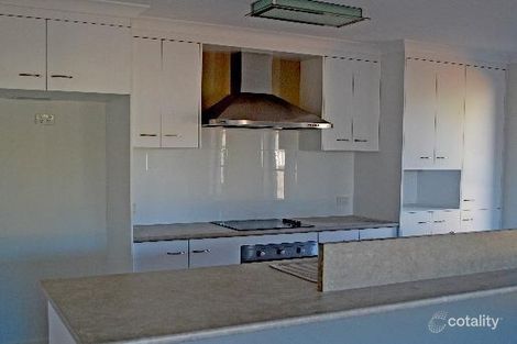 Property photo of 12 Sanctuary Drive Ashfield QLD 4670