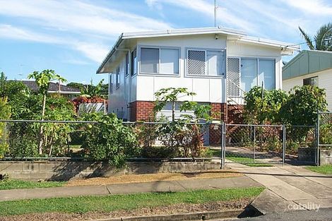 Property photo of 98 Robert Street Labrador QLD 4215