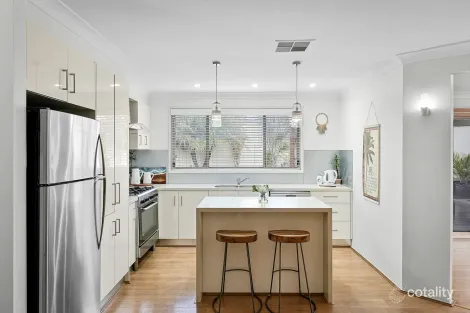 Property photo of 8 Ballyleaney Place Erskine Park NSW 2759