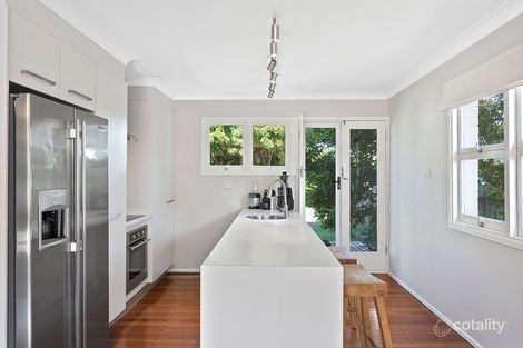 Property photo of 18 York Street Southport QLD 4215