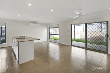 Property photo of 2/14 Kauri Crescent Peregian Springs QLD 4573