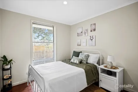 Property photo of 16 Caley Street Frankston North VIC 3200