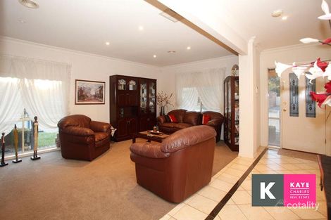 Property photo of 5 Edinburgh Drive Beaconsfield VIC 3807