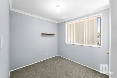 Property photo of 1/16 Holmes Avenue Toukley NSW 2263