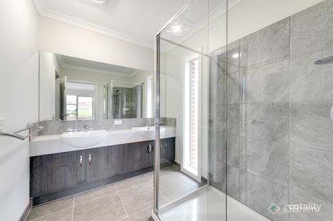 Property photo of 4 Thames Avenue Drouin VIC 3818