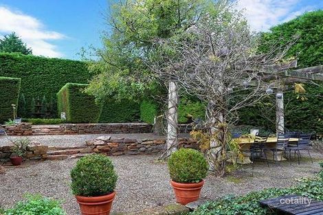 13 Wimbledon Ave, Mount Eliza, VIC 3930