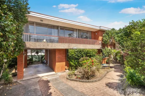 Property photo of 13 Robertson Crescent Mount Lewis NSW 2190