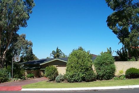 6 Hoxton Rise, Carine, WA 6020