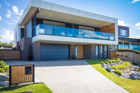 Property photo of 5 John Close Merimbula NSW 2548