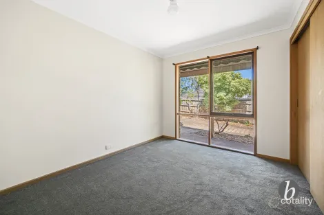 Property photo of 16 Burunda Road Rosebud VIC 3939