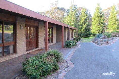 Property photo of 13 Cullen Crescent Plenty VIC 3090