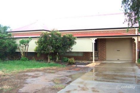 7 Pinaroo Dr, Glenfield Park, NSW 2650