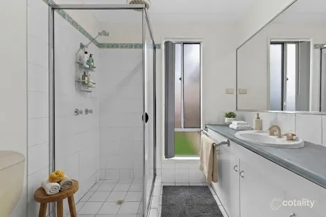 Property photo of 19 Grevillea Place Bridgeman Downs QLD 4035