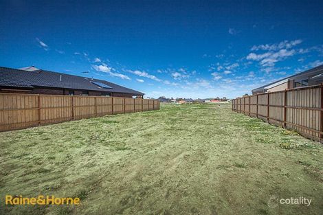 Property photo of 17 Wildflower Drive Sunbury VIC 3429