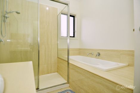 Property photo of 7 Conrad Terrace Taylors Hill VIC 3037