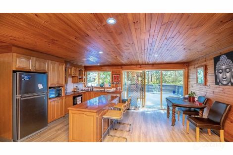 Property photo of 8 Fourth Ridge Road Smiths Lake NSW 2428