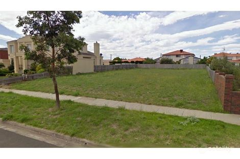 135 Greenvale Dr, Greenvale, VIC 3059