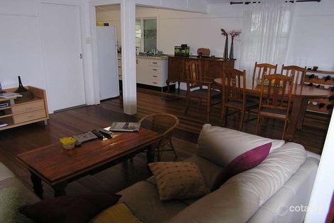 Property photo of 2 Fourth Avenue Caloundra QLD 4551