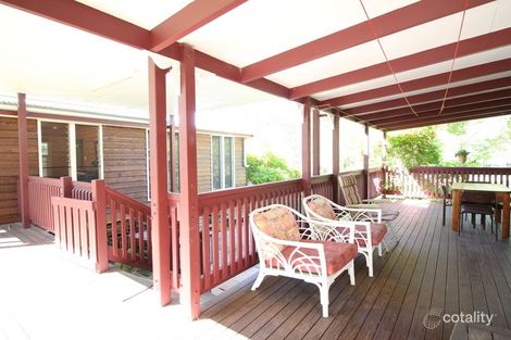 Property photo of 33 Countess Court Mount Hallen QLD 4312