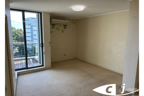 Property photo of 67/27 Bennelong Parkway Wentworth Point NSW 2127