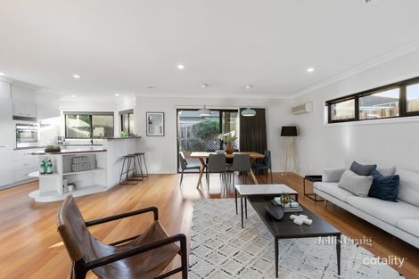 Property photo of 2/17 Connie Street Bentleigh East VIC 3165
