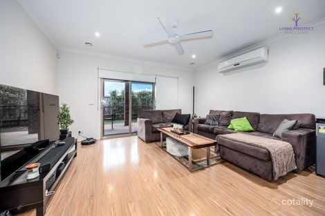 Property photo of 39 Edge View Point Cook VIC 3030