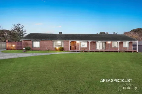 67 Shrives Rd, Narre Warren South, VIC 3805