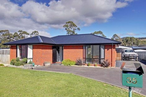 35 Dayspring Dr, Margate, TAS 7054