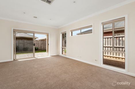Property photo of 12 Textel Street Doreen VIC 3754