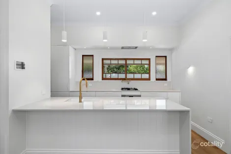 Property photo of 37 Chiswick Road Bardon QLD 4065
