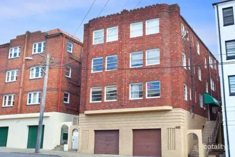 Property photo of 4/101 New South Head Road Edgecliff NSW 2027