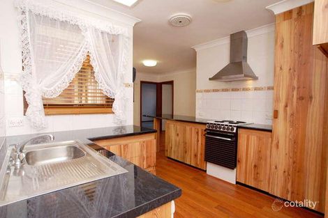 Property photo of 37 Currawa Drive Boronia VIC 3155