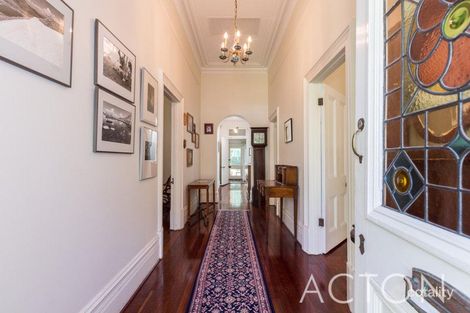 Property photo of 9 Fraser Street Swanbourne WA 6010