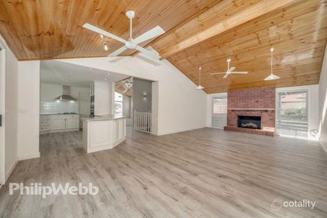 Property photo of 34 Hermitage Drive Greenvale VIC 3059