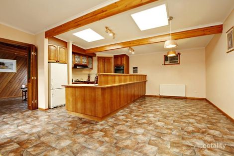 Property photo of 6 Vaina Street Werribee VIC 3030