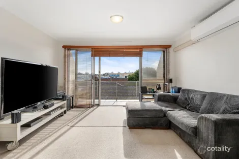 Property photo of 17/180 Union Street Brunswick West VIC 3055