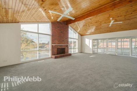 Property photo of 34 Hermitage Drive Greenvale VIC 3059