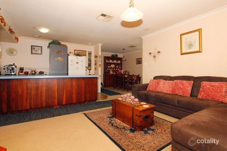 Property photo of 15 Magpie Place Brookdale WA 6112