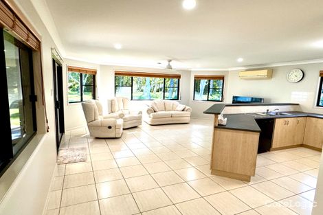 Property photo of 10 Driftwood Close Grasstree Beach QLD 4740