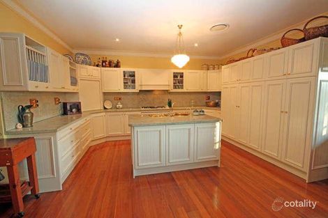 Property photo of 14 Camelot Close Kirkham NSW 2570