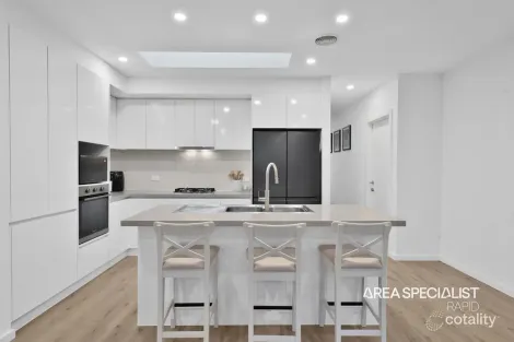 Property photo of 26 Landscape Boulevard Hampton Park VIC 3976