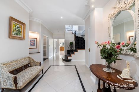 Property photo of 13 Faulkner Circle Mosman Park WA 6012