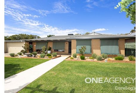 Property photo of 12 Karoom Drive Glenfield Park NSW 2650