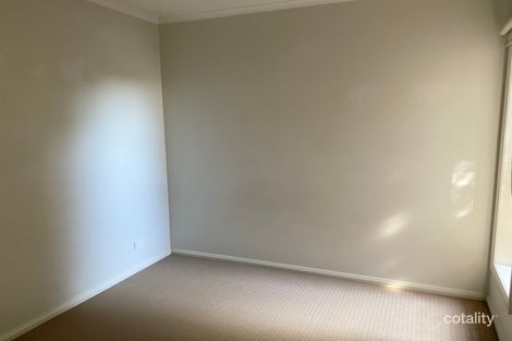 Property photo of 2/11 Annarosa Court Werribee VIC 3030