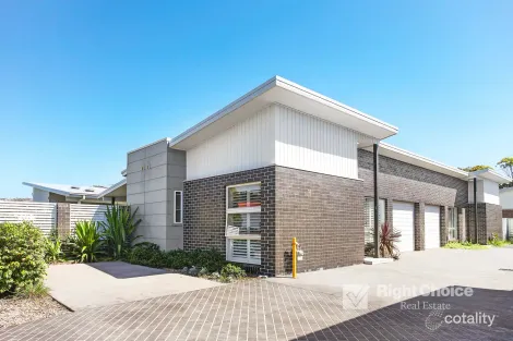 Property photo of 1/19 Tabourie Close Flinders NSW 2529