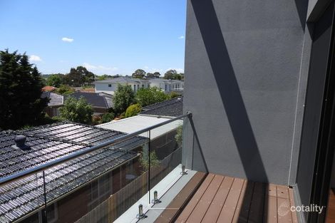 Property photo of 2/75 Whitehorse Road Deepdene VIC 3103