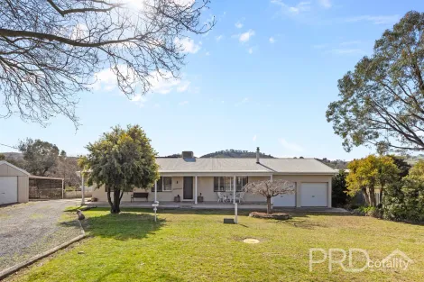 Property photo of 6 Tumut Street Adelong NSW 2729