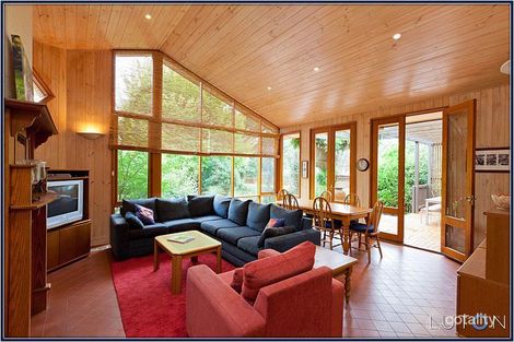 Property photo of 14 Philp Place Curtin ACT 2605