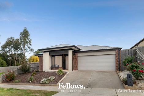 Property photo of 6 Sonnet Way Drouin VIC 3818